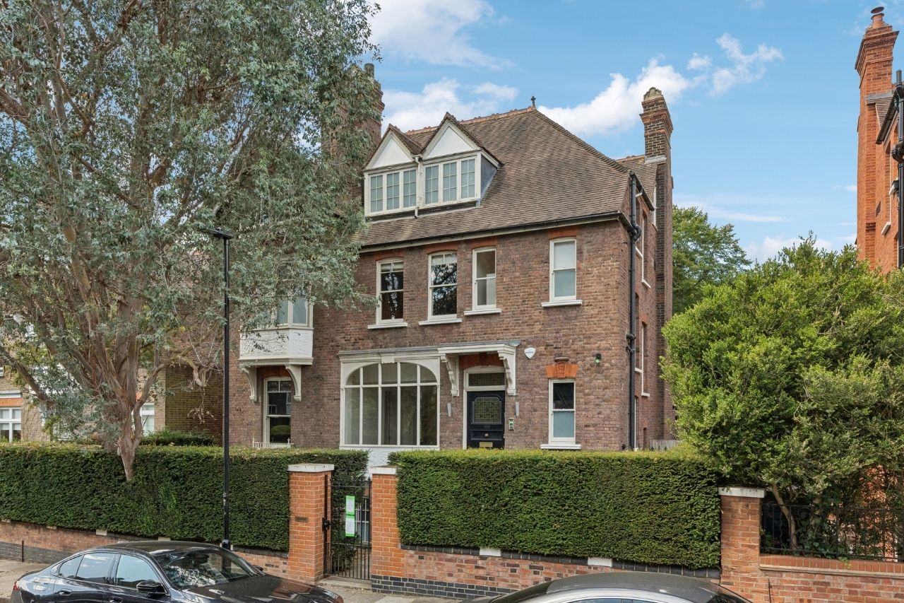 Daleham Gardens, Hampstead, NW3